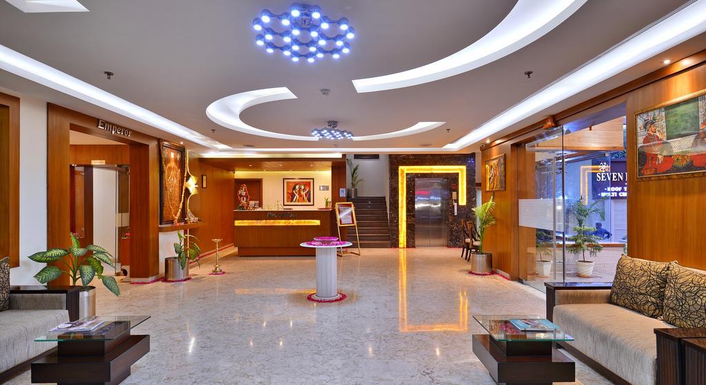 Hotel Seven Hills Tower Agra  Exterior photo